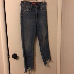 Girlfriend fit jeans.
